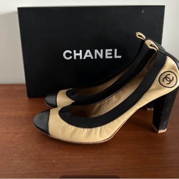 CHANEL Shoes - CHANEL Two-Tone Black and Cream Heels